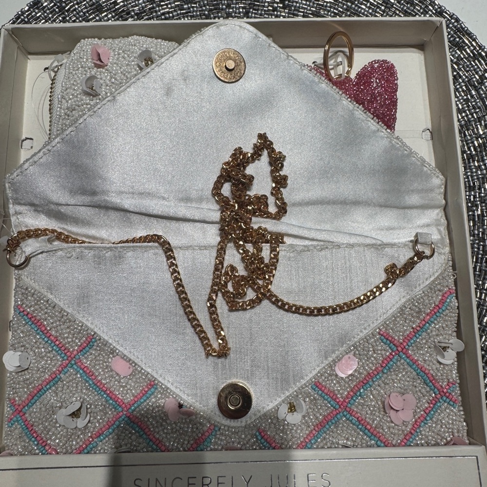 Sincerely Jules Beaded Clutch Set - Picture 6 of 6